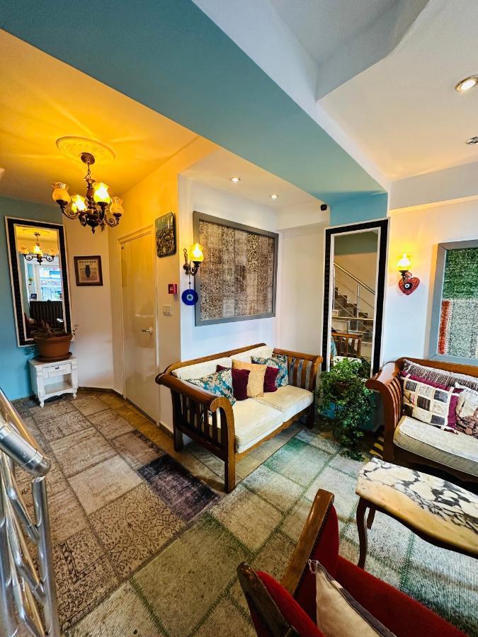 La Petite Maison Hotel Istanbul Exterior photo